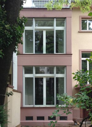 der neue Anbau auf der Hofseite